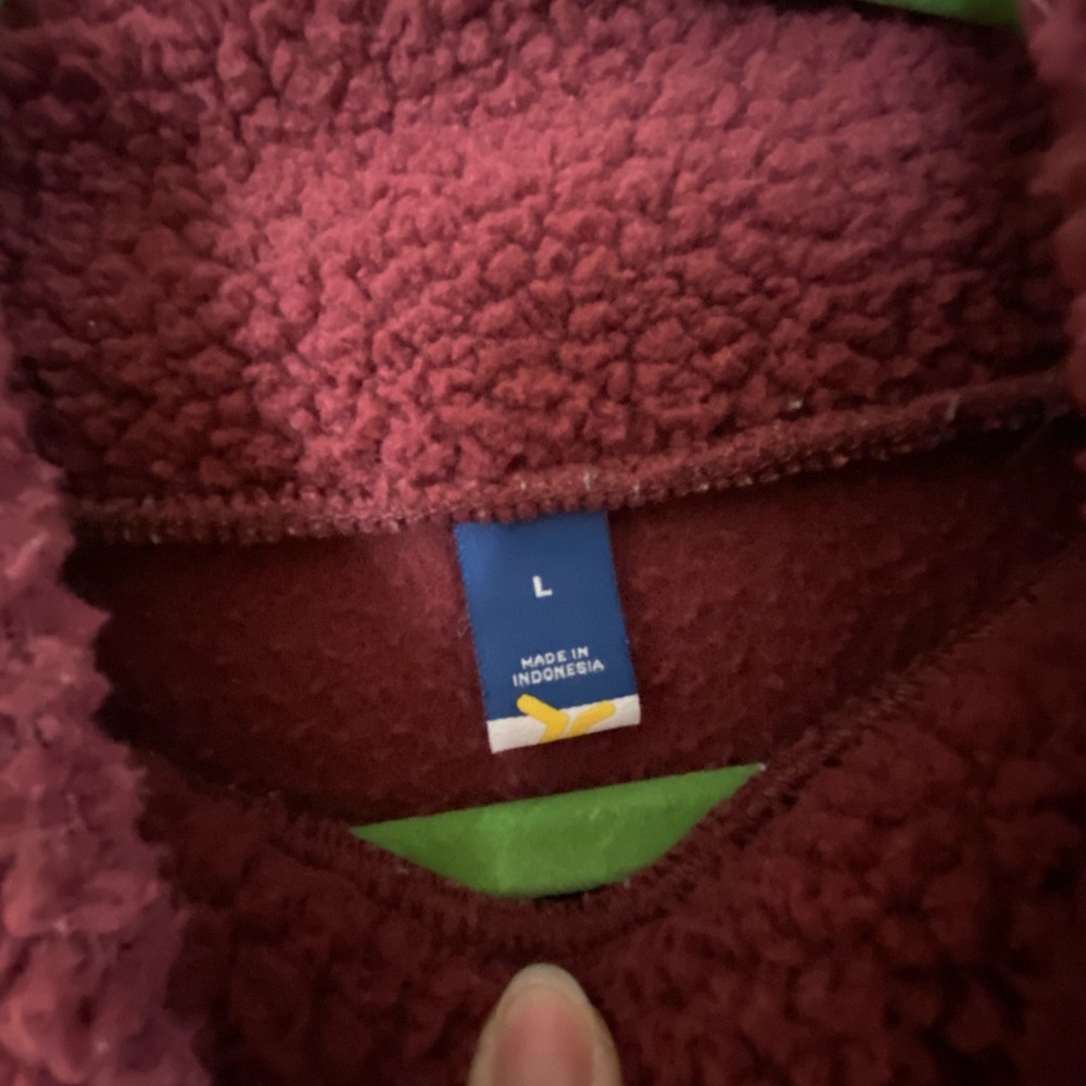 Active old navy Sherpa top